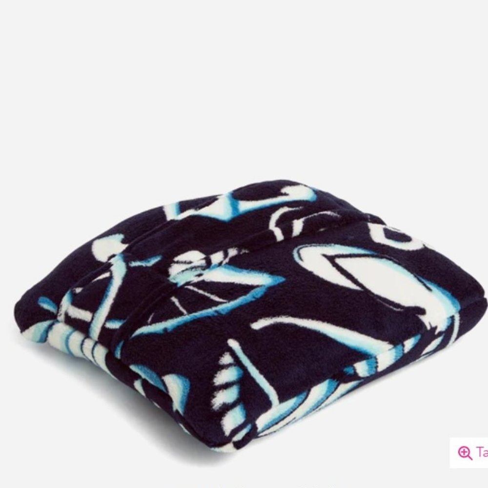 VB Travel Blanket in Fleece Shore Enough NWT